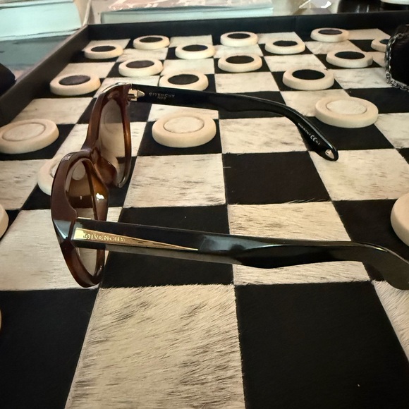 Givenchy sunglasses GV 7008/S ),Color 0QON Havana Black - Picture 5 of 15